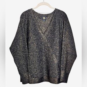 JM Collection V-Neck Sweater in Black and Gold💕
